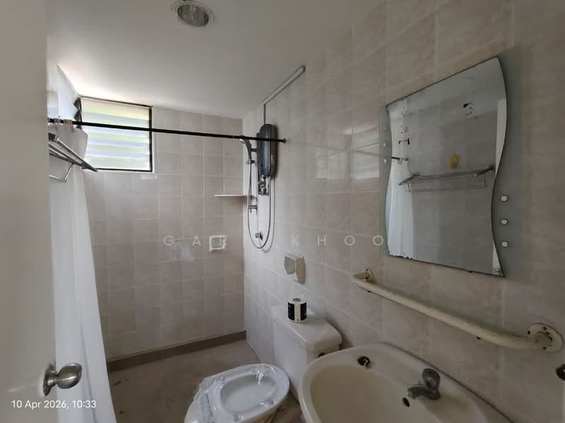Kondominium untuk Dijual di Miami Green - Gary Khoo - Bathroom - PropertyGuru.com.my