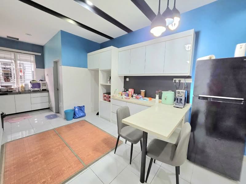 2-storey Terraced House for Sale in Telok Panglima Garang (Selangor) - Yazila Sulaimi - Kitchen - PropertyGuru.com.my