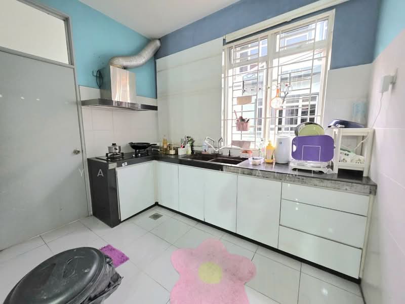 2-storey Terraced House for Sale in Telok Panglima Garang (Selangor) - Yazila Sulaimi - Kitchen - PropertyGuru.com.my