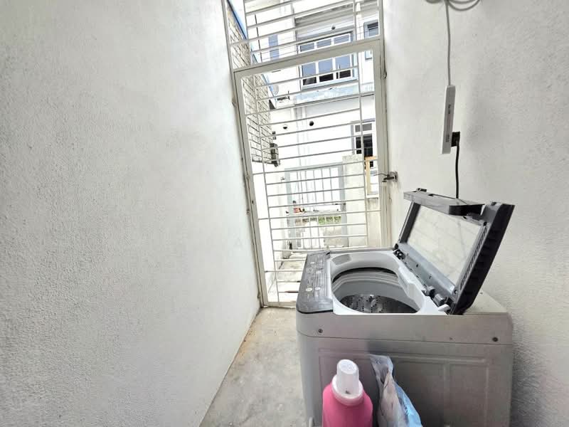 2-storey Terraced House for Sale in Telok Panglima Garang (Selangor) - Yazila Sulaimi - Exterior - PropertyGuru.com.my