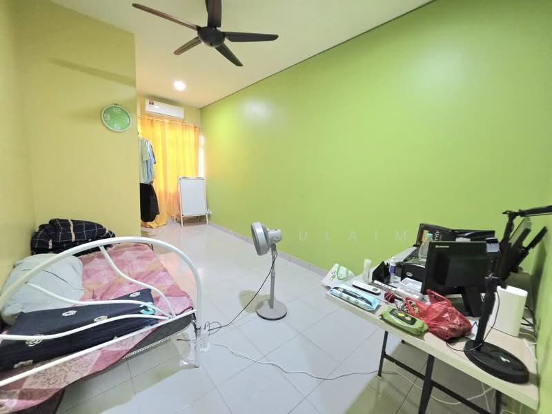 2-storey Terraced House for Sale in Telok Panglima Garang (Selangor) - Yazila Sulaimi - Bedroom - PropertyGuru.com.my