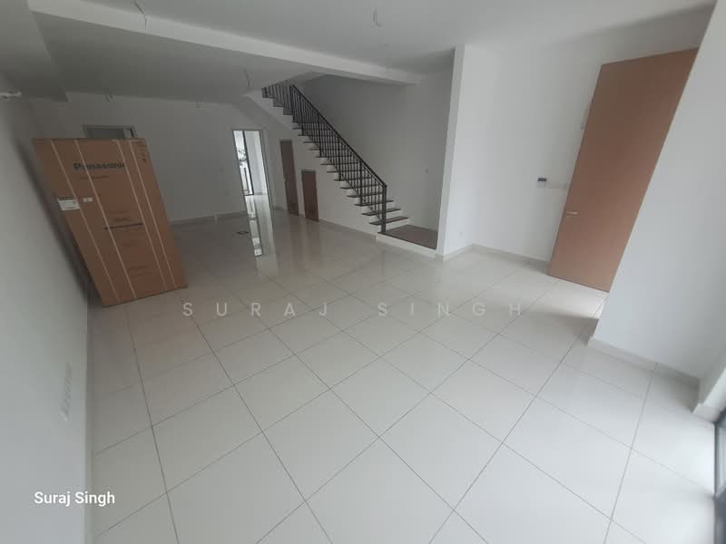 Rumah Teres 3 Tingkat untuk Disewa di BANDAR PUCHONG JAYA (Puchong) - Suraj Singh - Interior - PropertyGuru.com.my