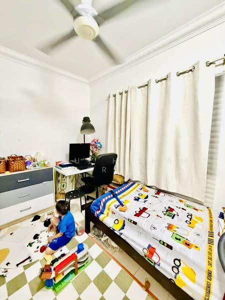 Pangsapuri untuk Dijual di Sri Damansara Court - Nurul Hisham Nordin - Bedroom - PropertyGuru.com.my