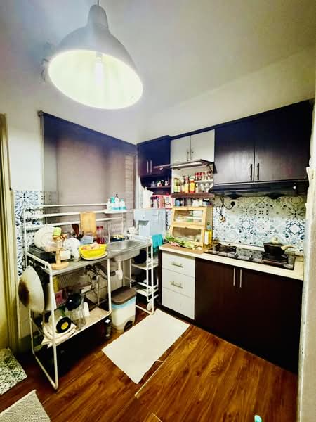 Pangsapuri untuk Dijual di Sri Damansara Court - Nurul Hisham Nordin - Kitchen - PropertyGuru.com.my