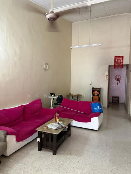 Rumah Teres 1 Tingkat untuk Dijual di Johor Bahru (Johor) - Annie Chai - Living Room - PropertyGuru.com.my