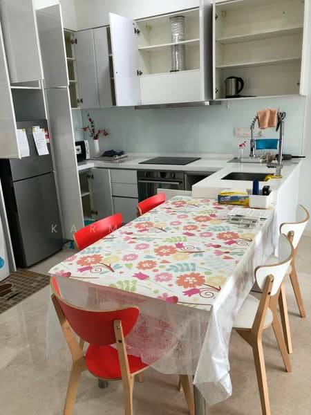 Service Residence for Sale at Vogue Suites One - Karmen Chan - Kitchen - PropertyGuru.com.my