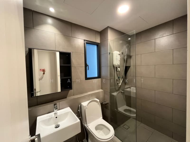 Service Residence for Sale at Maya Ara Residences - Cheah Wei Kit - Bathroom - PropertyGuru.com.my