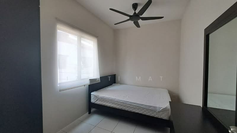 Townhouse for Rent in Dengkil (Selangor) - Izzati Mat - Bedroom - PropertyGuru.com.my