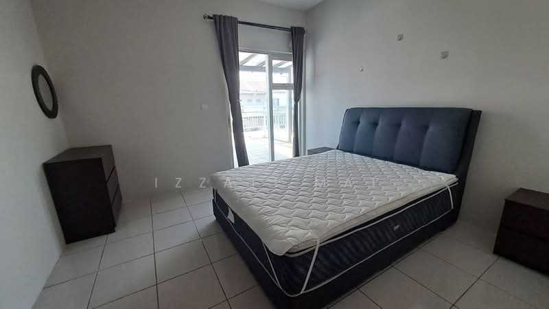 Townhouse for Rent in Dengkil (Selangor) - Izzati Mat - Bedroom - PropertyGuru.com.my