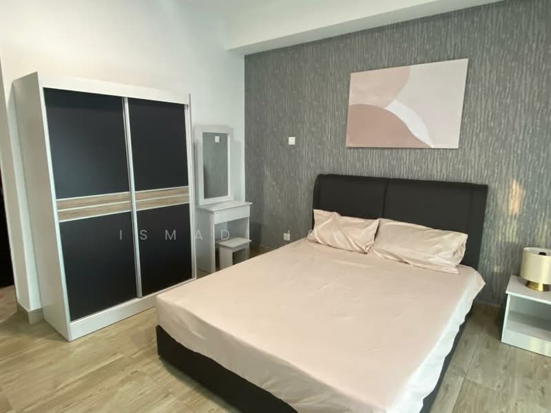 Servis Apartment untuk Disewa di SkyVille 8 @ Benteng 8 - Ismadi Ismail - Bedroom - PropertyGuru.com.my