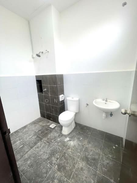 Semi-Detached House for Rent in East Ledang (Iskandar Puteri (Nusajaya)) - Tony Lim - Bathroom - PropertyGuru.com.my