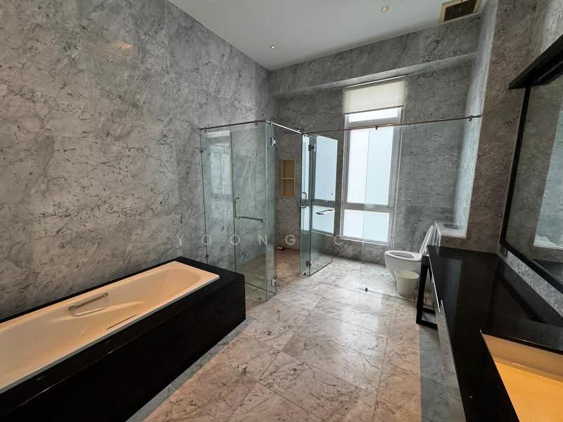 Bungalow House for Sale in Damansara Heights (Kuala Lumpur) - Yoong CF - Bathroom - PropertyGuru.com.my