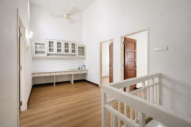 Rumah Teres 2 Tingkat untuk Dijual di Usj 11 (Subang Jaya) - Afiqah . - Study - PropertyGuru.com.my