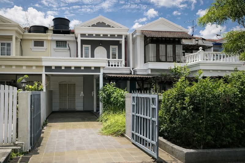 Rumah Teres 2 Tingkat untuk Dijual di Usj 11 (Subang Jaya) - Afiqah . - Exterior - PropertyGuru.com.my