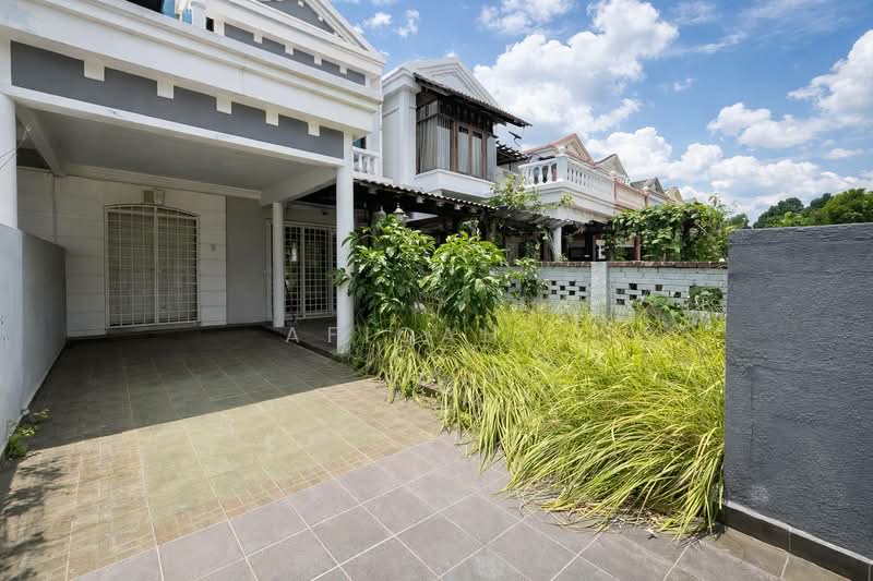 Rumah Teres 2 Tingkat untuk Dijual di Usj 11 (Subang Jaya) - Afiqah . - Exterior - PropertyGuru.com.my