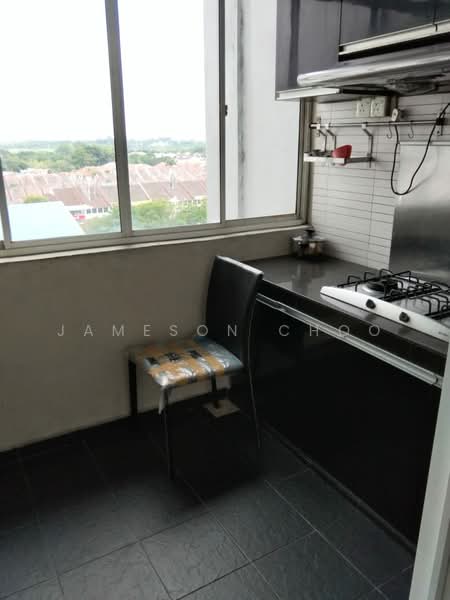 Pangsapuri untuk Dijual di Perling Apartment - Jameson Choo - Kitchen - PropertyGuru.com.my