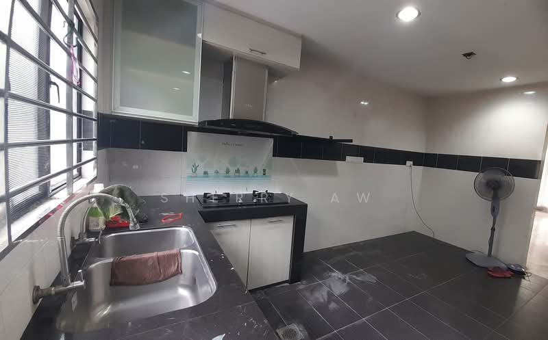 2-storey Terraced House for Sale in Taman Sri Endah (Sri Petaling) - Sherry Aw - Kitchen - PropertyGuru.com.my