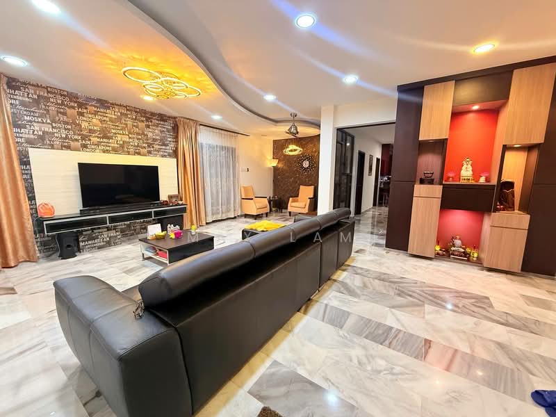 Rumah Teres 1.5 Tingkat untuk Dijual di Taman Pelangi Indah (Ulu Tiram) - Max Lam - Living Room - PropertyGuru.com.my