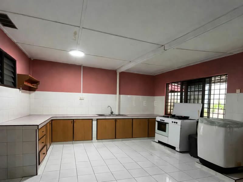 Rumah Teres 2 Tingkat untuk Dijual di Taman Melur (Ampang) - Alan Lee - Kitchen - PropertyGuru.com.my