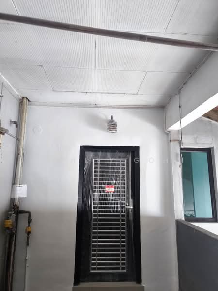Rumah Flat untuk Dijual di Flat Bandar Selesa Jaya @ Jalan Silat Gayong - Ashley Goh - Entrance - PropertyGuru.com.my