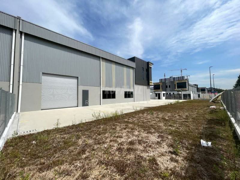 Factory for Rent in Puncak Alam (Selangor) - Nurra Eikin - Exterior - PropertyGuru.com.my