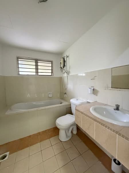 Kondominium untuk Dijual di D'Rimba - Alicia Soo - Bathroom - PropertyGuru.com.my