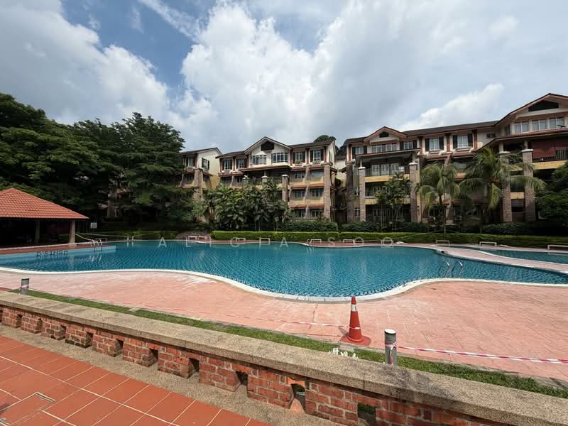 Kondominium untuk Dijual di D'Rimba - Alicia Soo - Pool - PropertyGuru.com.my