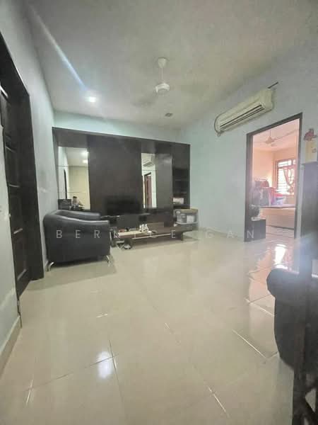 2-storey Terraced House for Sale in Bandar Dato Onn (Tebrau) - Bernice Gan - Living Room - PropertyGuru.com.my