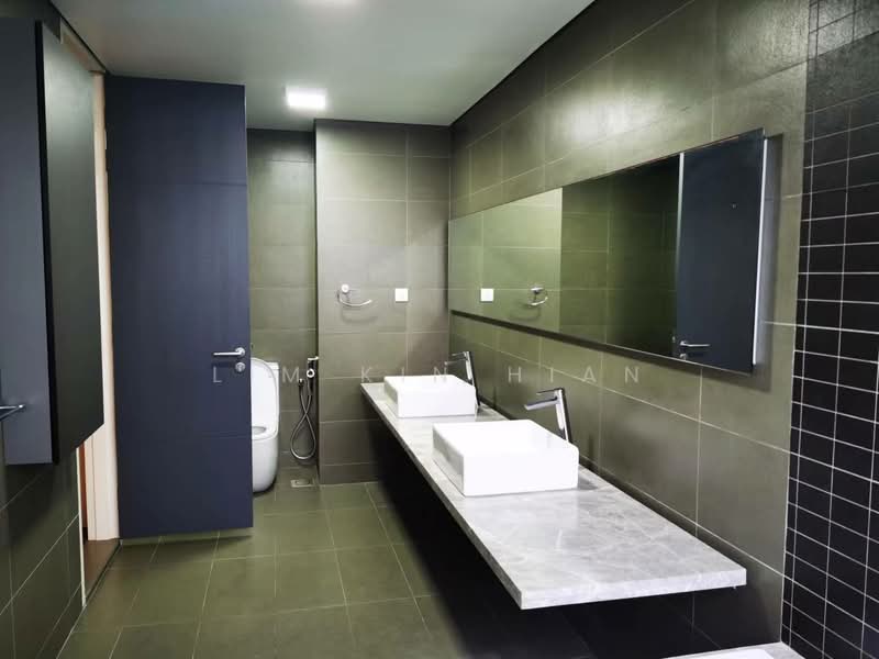 3.5-storey Terraced House for Sale in Desa Parkcity (Kuala Lumpur) - Lim Kin Hian - Bathroom - PropertyGuru.com.my