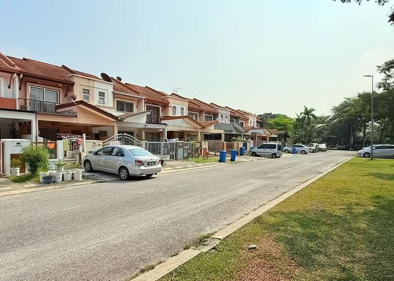 2-storey Terraced House for Sale in Setia Indah (Setia Alam) - Zackinn Hoi - Exterior - PropertyGuru.com.my