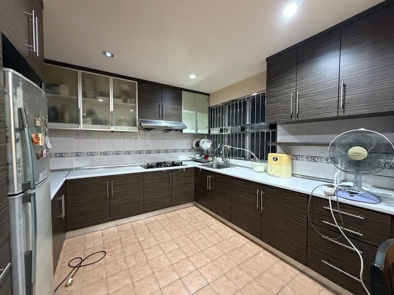 Condominium for Sale at Dataran Prima - Vincent Heng - Kitchen - PropertyGuru.com.my