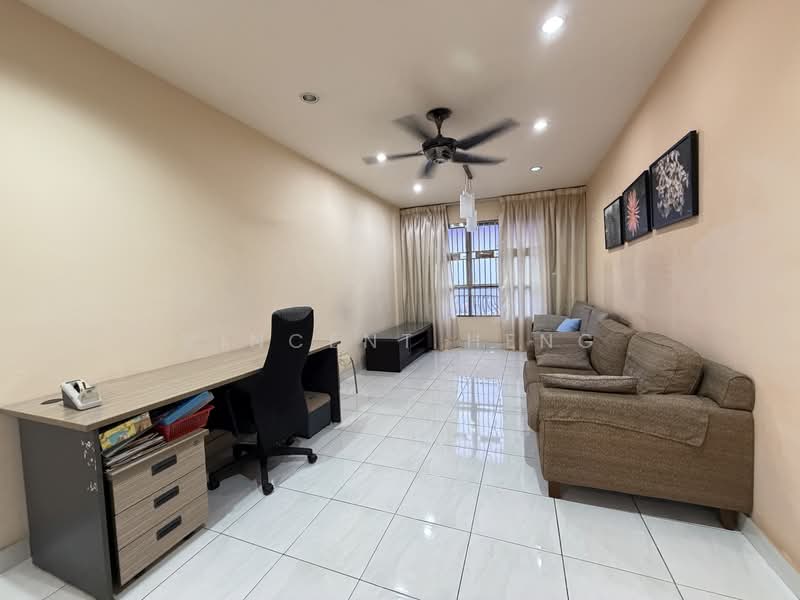 Condominium for Sale at Dataran Prima - Vincent Heng - Living Room - PropertyGuru.com.my