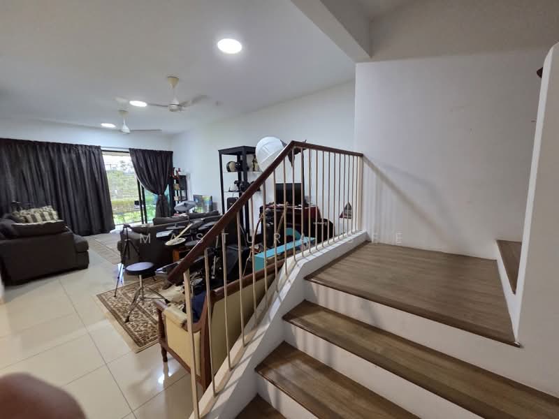 Townhouse for Sale in Shah Alam (Selangor) - Mastura See - Living Room - PropertyGuru.com.my