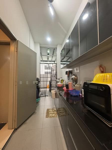 Cluster House for Sale in Taman Pulai Hijauan (Skudai) - Bernice Gan - Kitchen - PropertyGuru.com.my