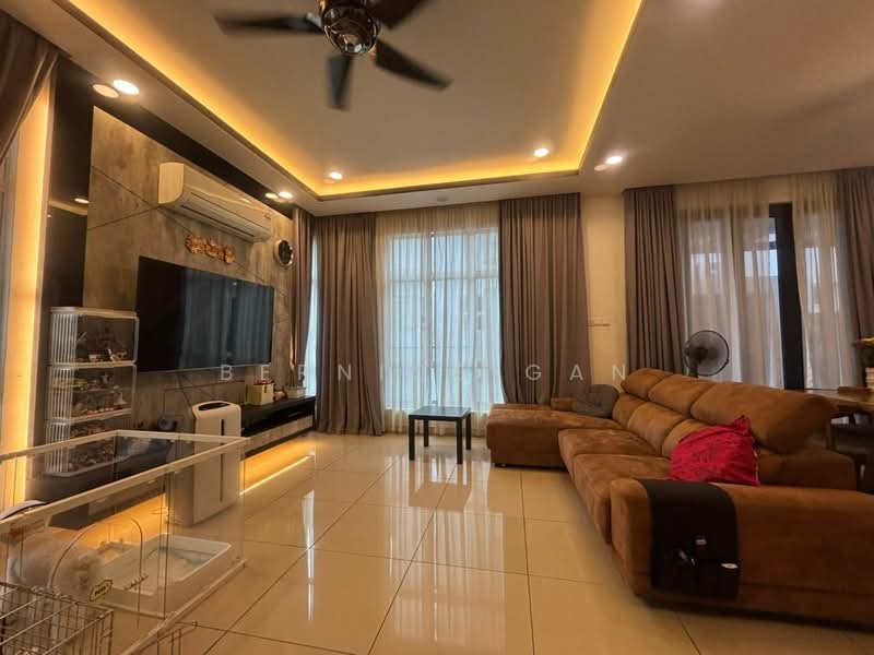 Cluster House for Sale in Taman Pulai Hijauan (Skudai) - Bernice Gan - Living Room - PropertyGuru.com.my