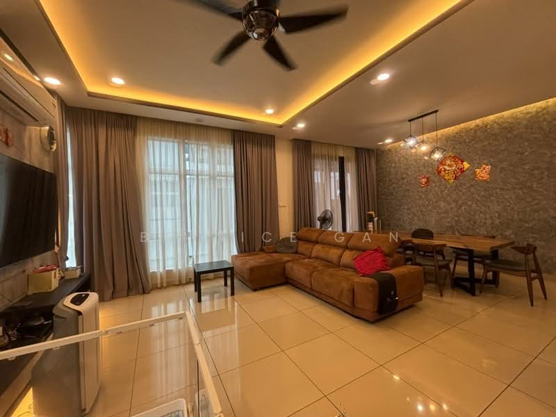 Cluster House for Sale in Taman Pulai Hijauan (Skudai) - Bernice Gan - Living Room - PropertyGuru.com.my