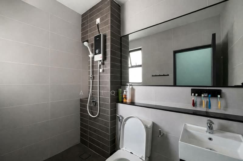 2-storey Terraced House for Sale in U16, Elmina Gardens (Shah Alam) - Afiqah . - Bathroom - PropertyGuru.com.my