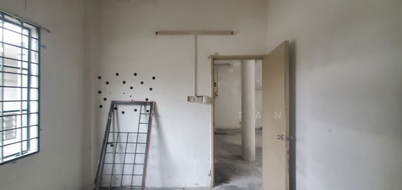 Shop for Sale in Bandar Sri Damansara (Selangor) - Johnny Tan - Interior - PropertyGuru.com.my