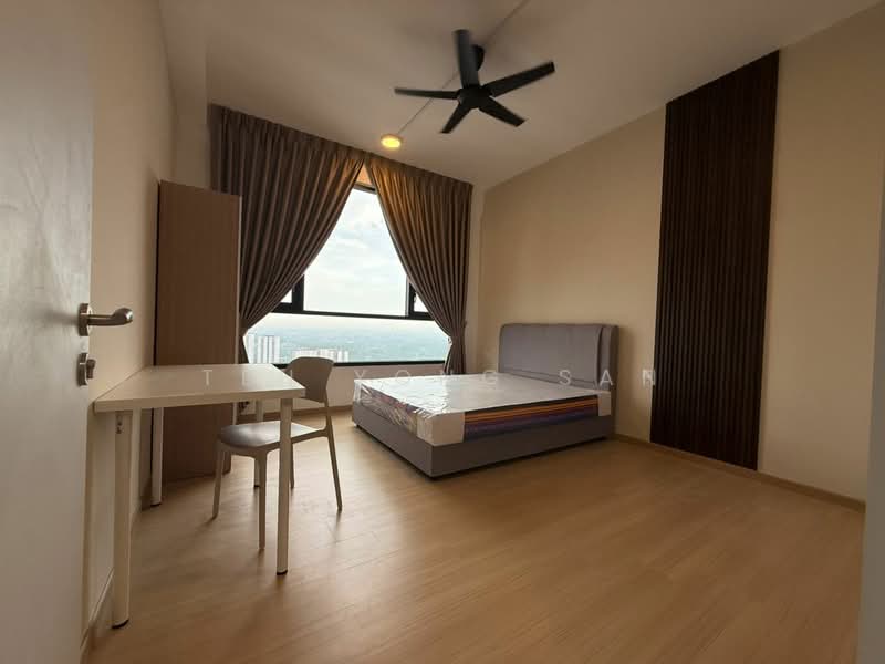 Servis Apartment untuk Disewa di BeCentral @ i-City - Teh Yong San - Bedroom - PropertyGuru.com.my