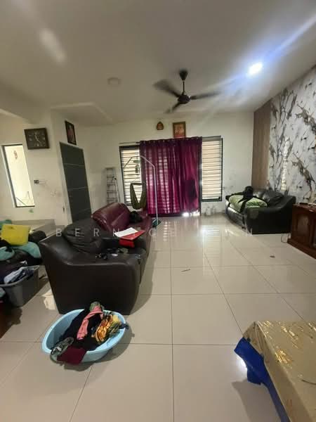 Rumah Teres 2 Tingkat untuk Dijual di Taman Rinting (Masai) - Bernice Gan - Living Room - PropertyGuru.com.my
