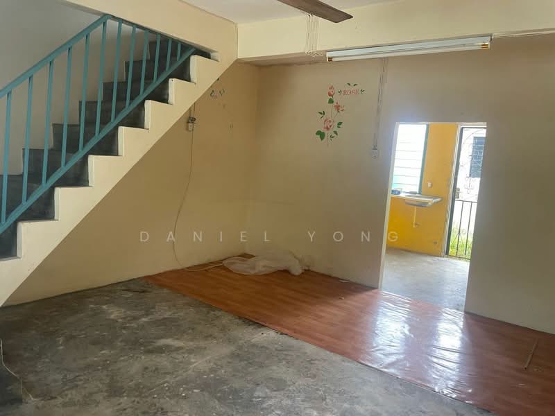 2-storey Terraced House for Sale in Taman Gunung Emas (Labis) - Daniel Yong - Interior - PropertyGuru.com.my