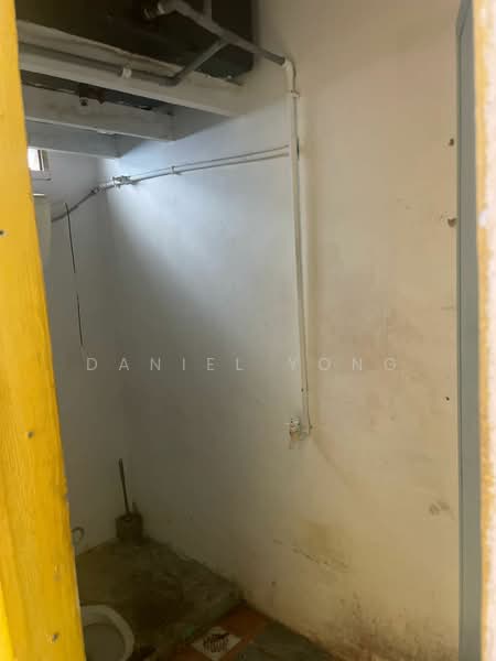 2-storey Terraced House for Sale in Taman Gunung Emas (Labis) - Daniel Yong - Bathroom - PropertyGuru.com.my