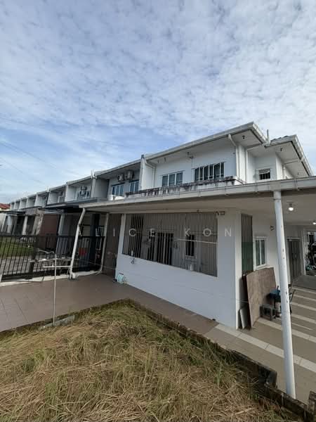 2-storey Terraced House for Sale in Kuching (Sarawak) - Alice Kon - Exterior - PropertyGuru.com.my