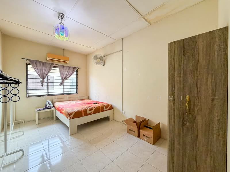 2-storey Terraced House for Sale in Bandar Nusaputra (Puchong) - Mohd Nor Fahmi - PropertyGuru.com.my