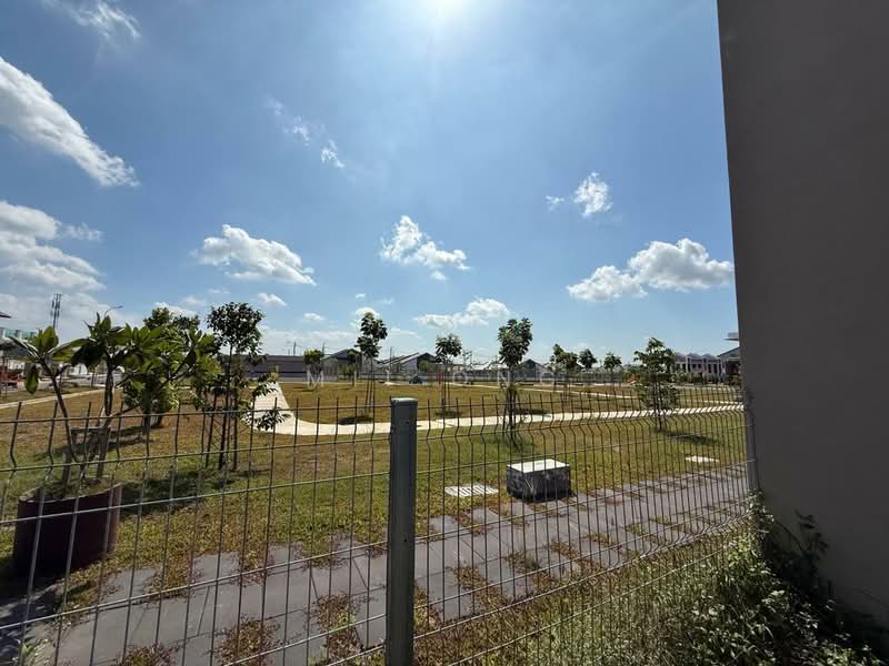 Rumah Teres 2 Tingkat untuk Dijual di Tanjong Minyak (Melaka) - Mii Ong - Exterior - PropertyGuru.com.my