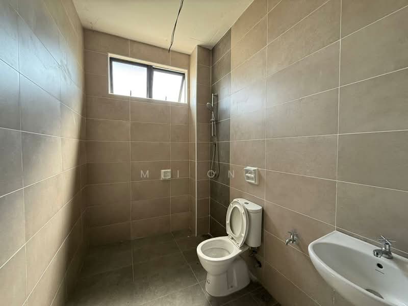 Rumah Teres 2 Tingkat untuk Dijual di Tanjong Minyak (Melaka) - Mii Ong - Bathroom - PropertyGuru.com.my