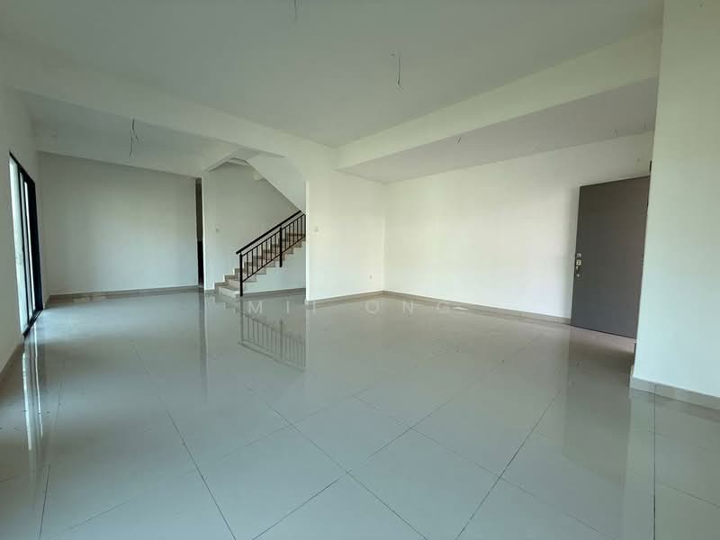 Rumah Teres 2 Tingkat untuk Dijual di Tanjong Minyak (Melaka) - Mii Ong - Living Room - PropertyGuru.com.my