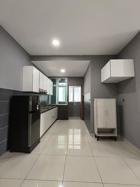 Servis Apartment untuk Dijual di SKS Habitat - Yvonne Tai - Kitchen - PropertyGuru.com.my