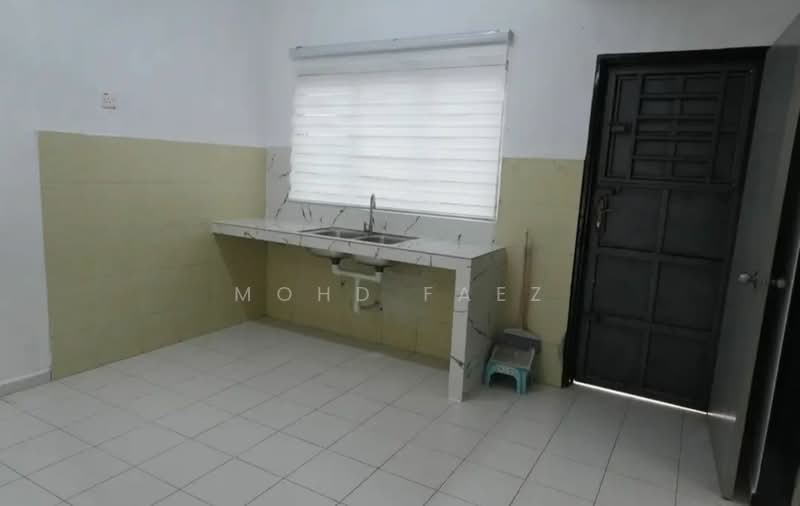 Rumah Teres 2 Tingkat untuk Dijual di Taman Scientex Pasir Gudang (Pasir Gudang) - Mohd Faez - Kitchen - PropertyGuru.com.my