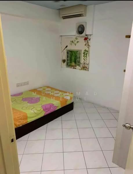 Pangsapuri untuk Disewa di Pangsapuri Vista Serdang - Muhammad Amerul - Bedroom - PropertyGuru.com.my